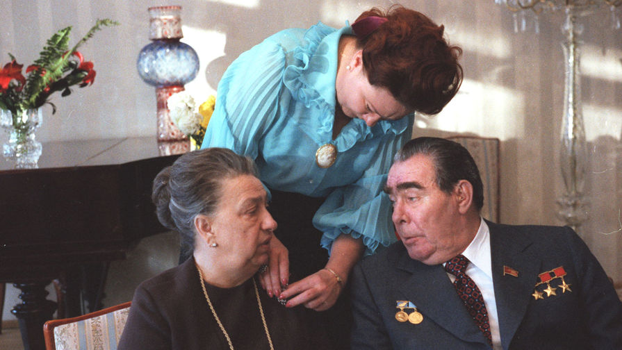 qaliba-brejneva.jpg