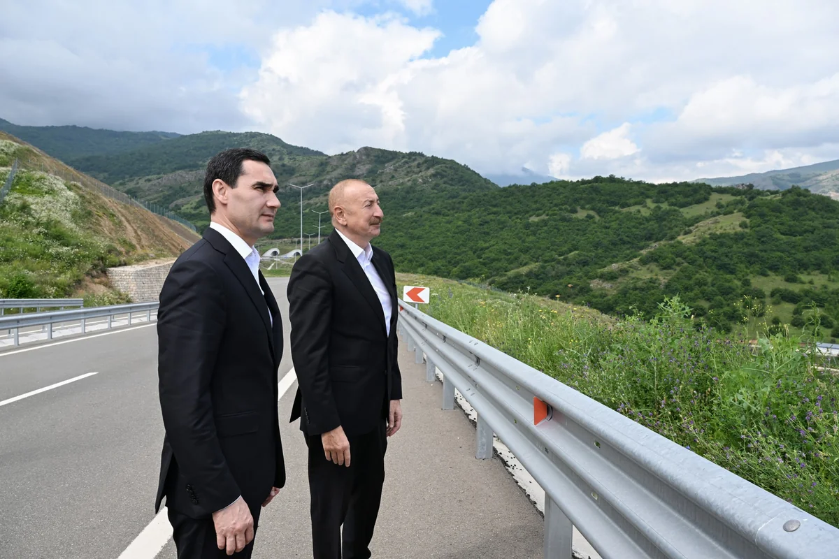 azerb-türk-prezident.jpg