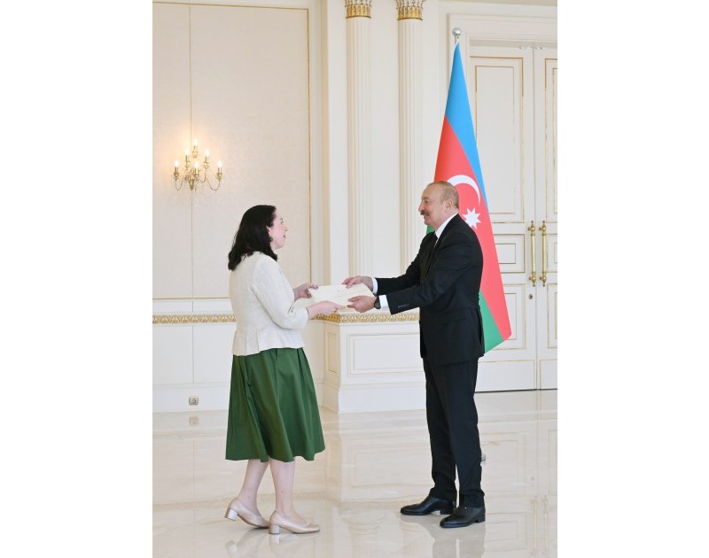 irlandiya-səfir.jpg