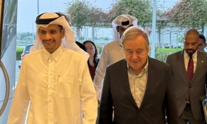 رئيس وزراء قطر يستعرض مع جوتيريش تطورات الأوضاع في الأراضي الفلسطينية