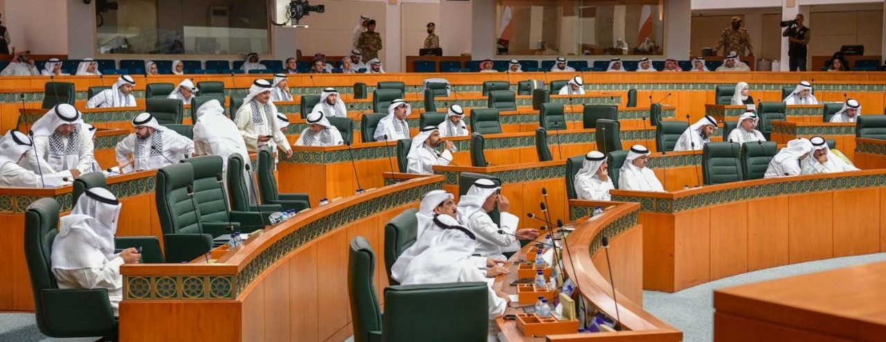 البرلمان الكويتي يعتمد توصية بملاحقة نتنياهو وقادة إسرائيل كمجرمي حرب