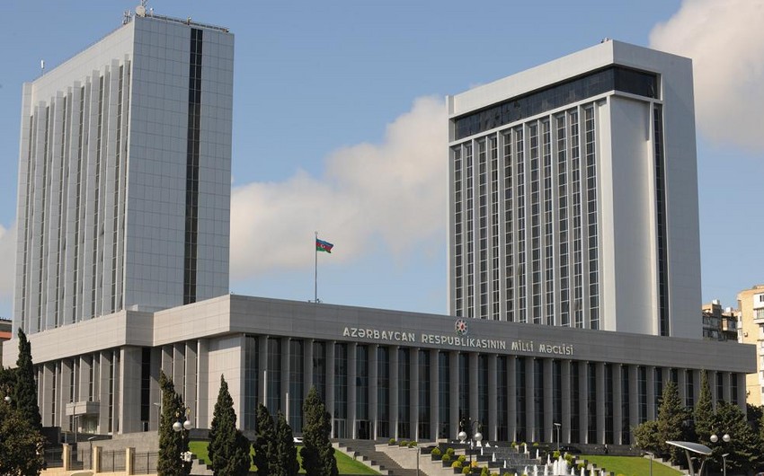 Azerbaijani parliament holding hearing on threat of landmines