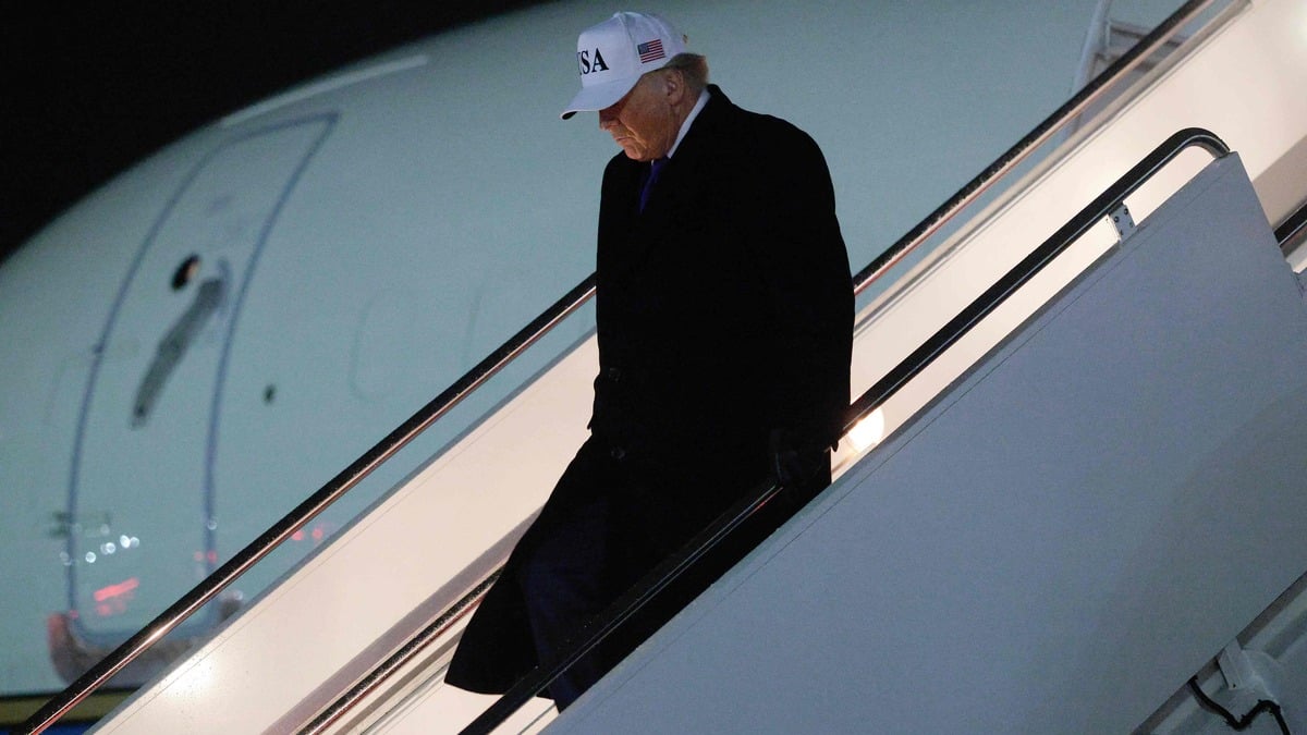 Trump says US will release files related to aliens and UFOs