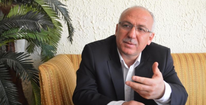 “Rusiya dəfələrlə Paşinyanı devirməyə çalışıb” – Türkiyəli politoloq