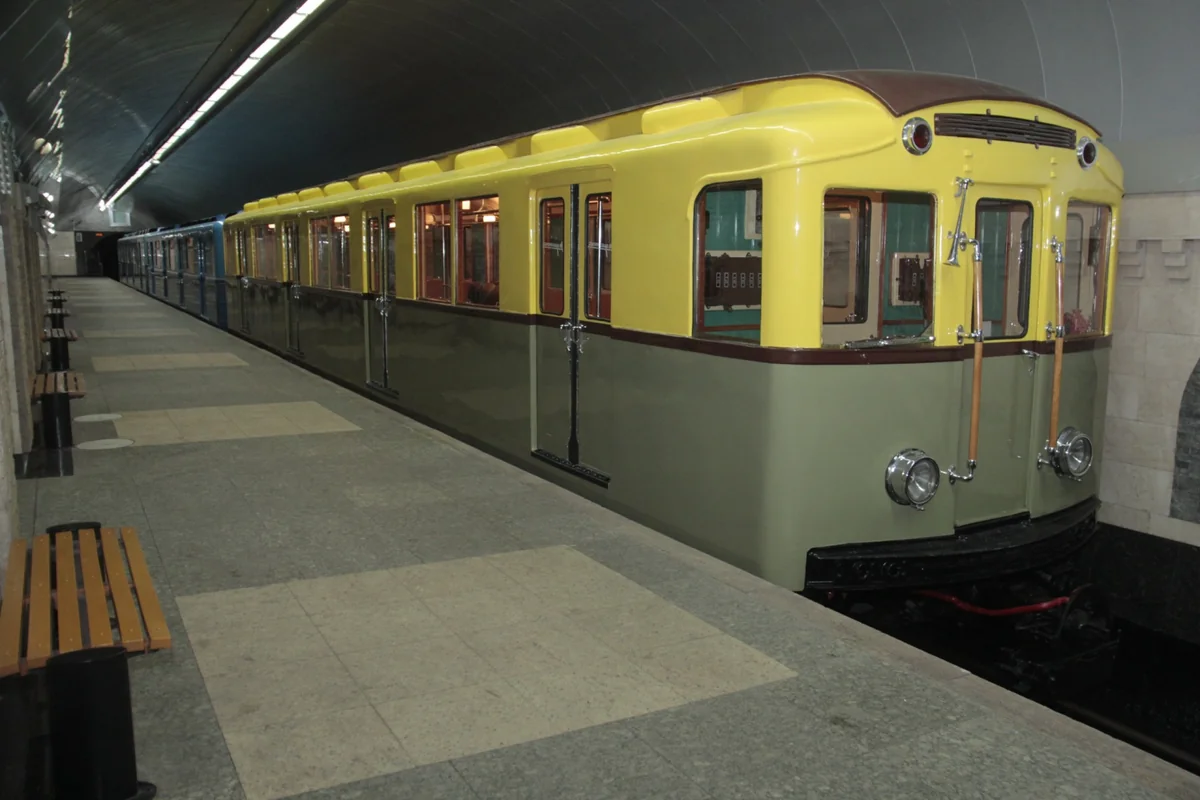В Бакинском метро к Новрузу покажут ретро-вагоны