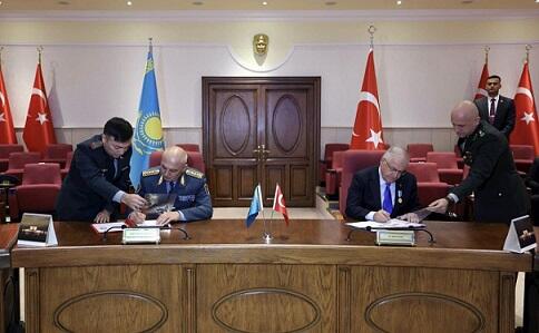 Türkiyə və Qazaxıstan hərbi saziş imzaladı