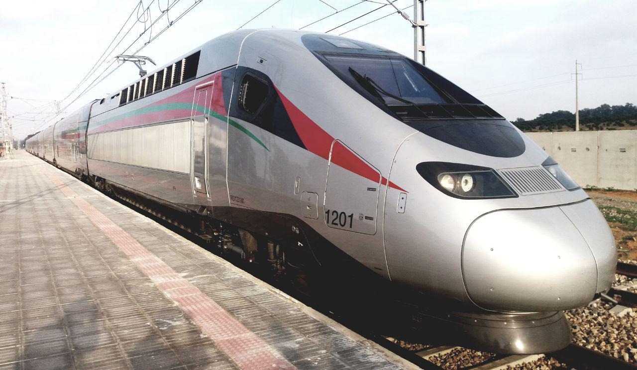 تشغيل القطارات بطاقة الرياح خلال 2024 في المغرب
