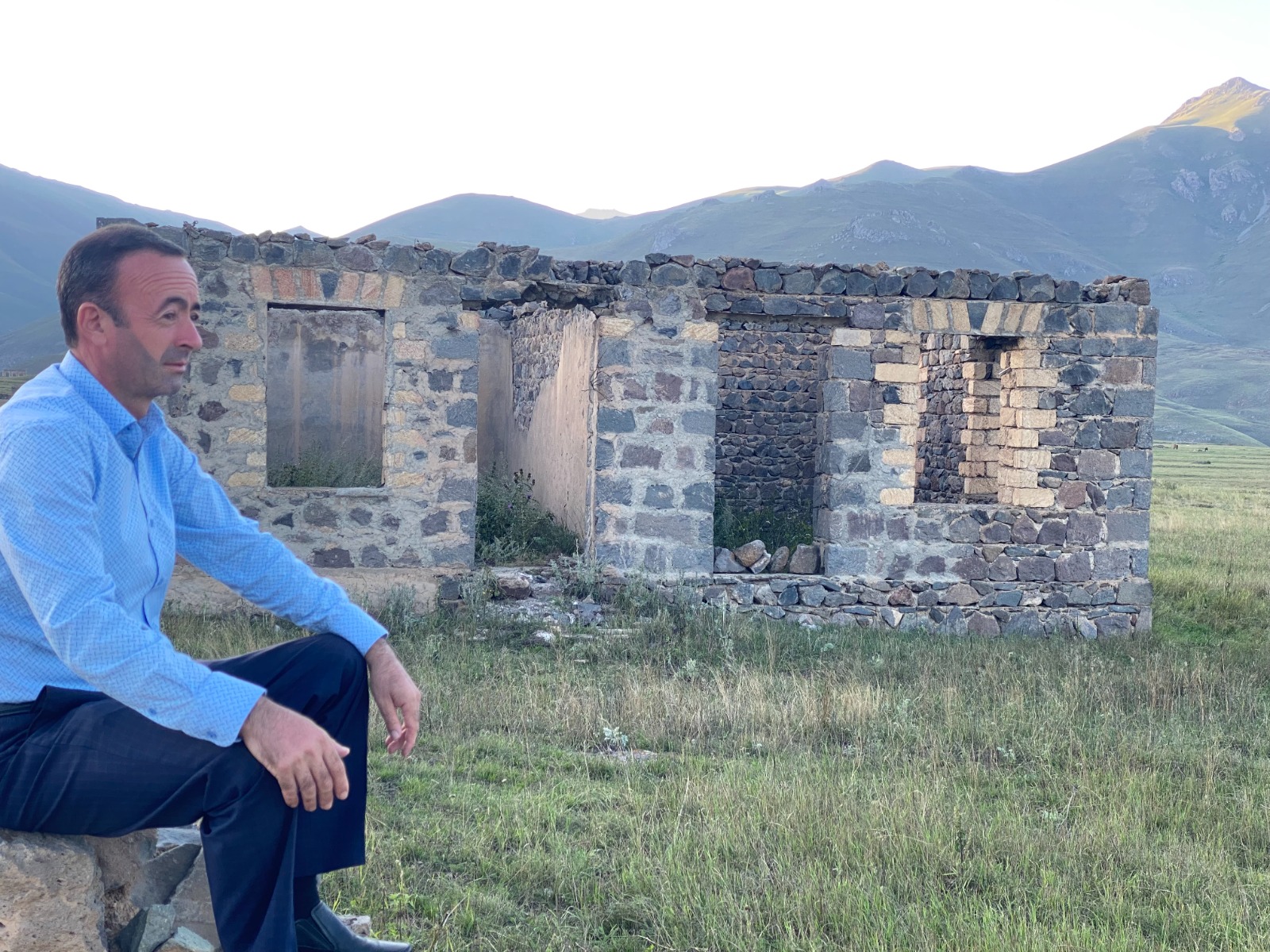"MÜŞFİQƏ DEDİM Kİ, BİZİ SƏN VUR, ERMƏNİNİN ƏLİNƏ DÜŞMƏYƏK" BAŞLIBEL FACİƏSİNİN CANLI ŞAHİDİ
