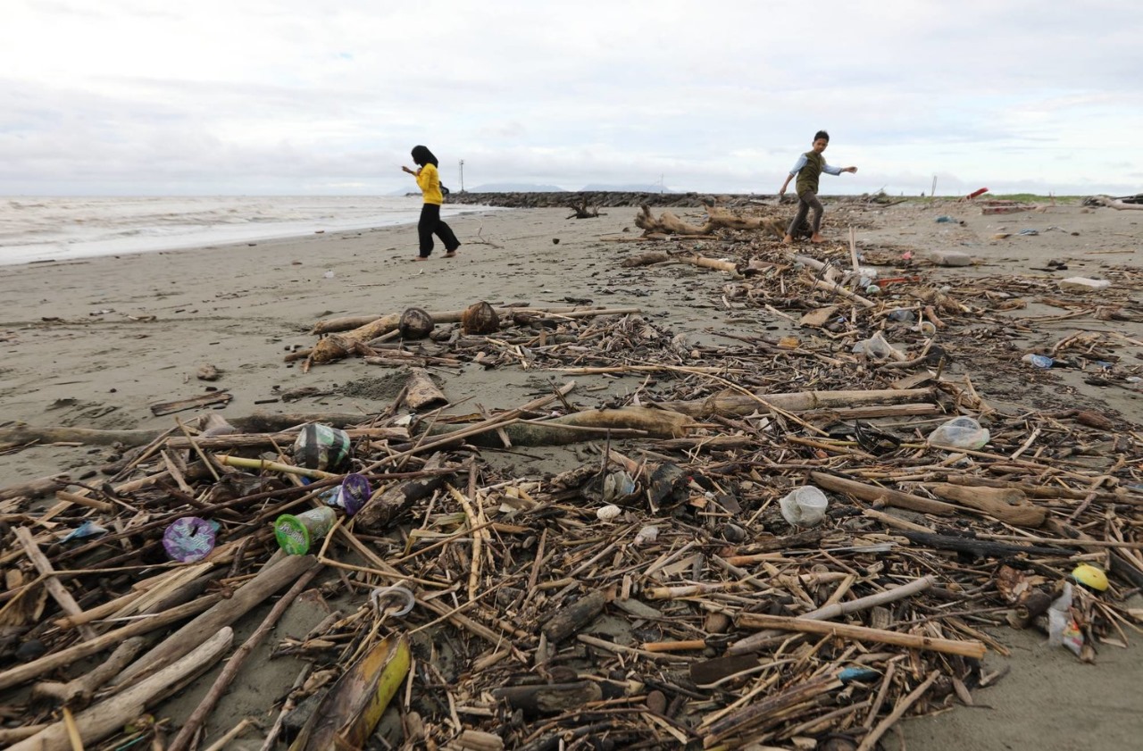 زلزال يضرب بحر باندا الإندونيسي