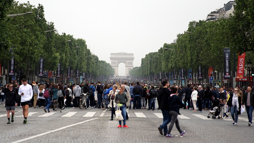 France warns of over $7B impact from international crisis on public finances