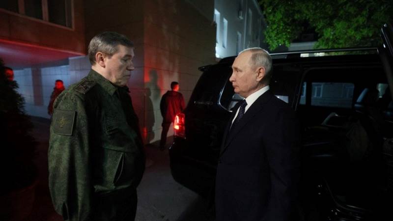 Kremlin: Putin visits military HQ in Rostov