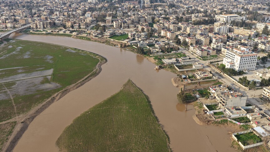 Floods cut major roads in Syria after torrential rains