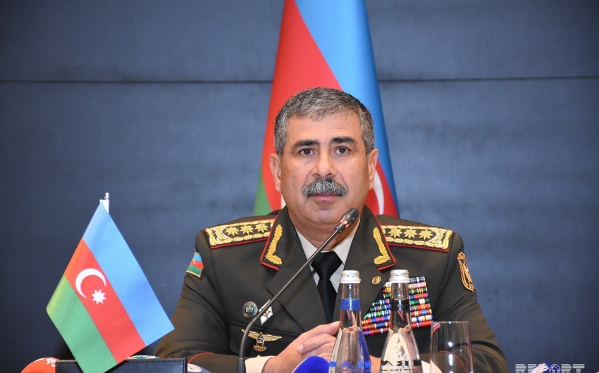 Azerbaijan defense minister leaves for visit to UAE