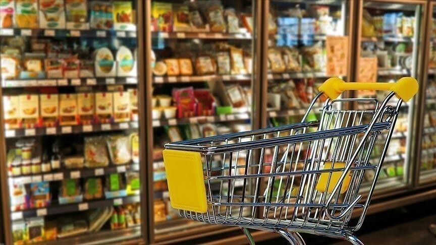 German retail sales extend decline in April, weighed down by petrol station sales
