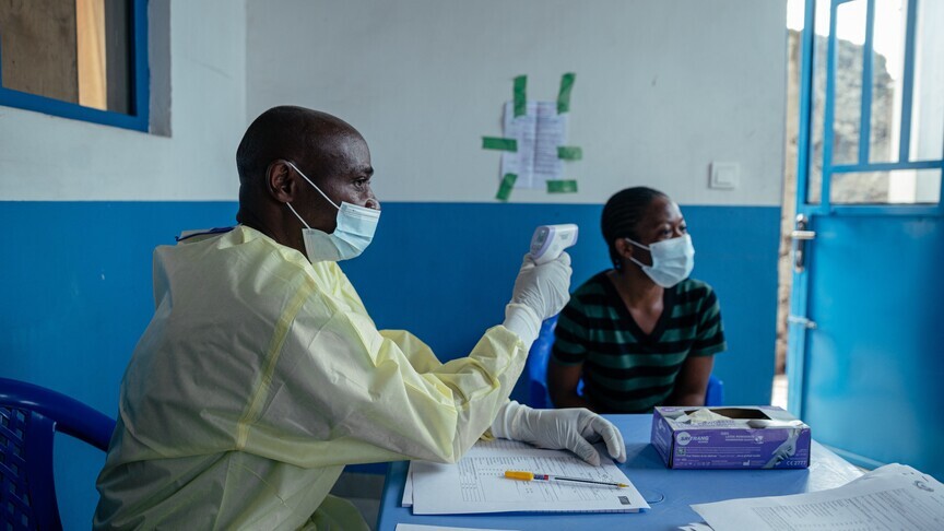 Ebola cases surpass 300 in Congo as more health zones affected