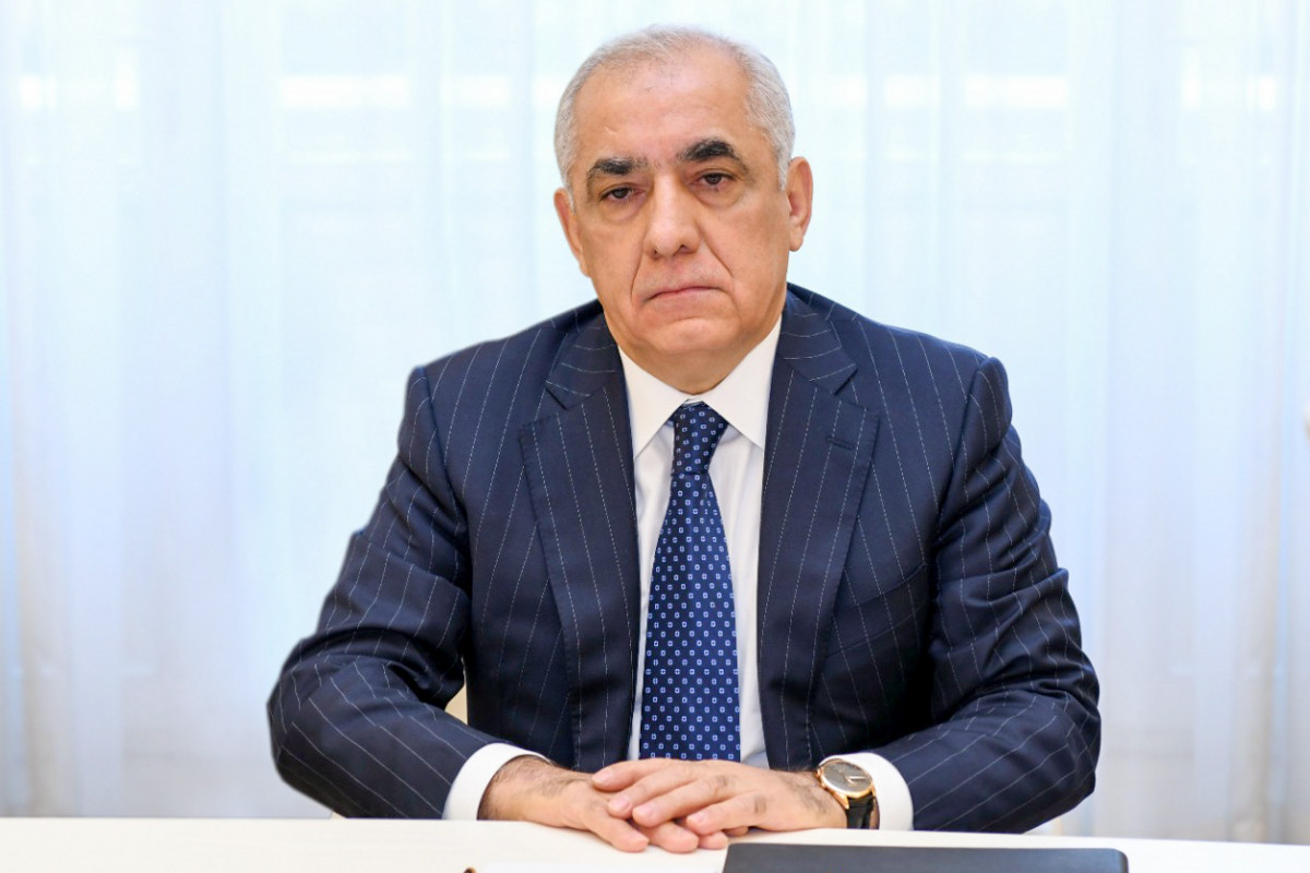 Baş nazir əlilliyi olan şəxslərlə bağlı qərar imzaladı