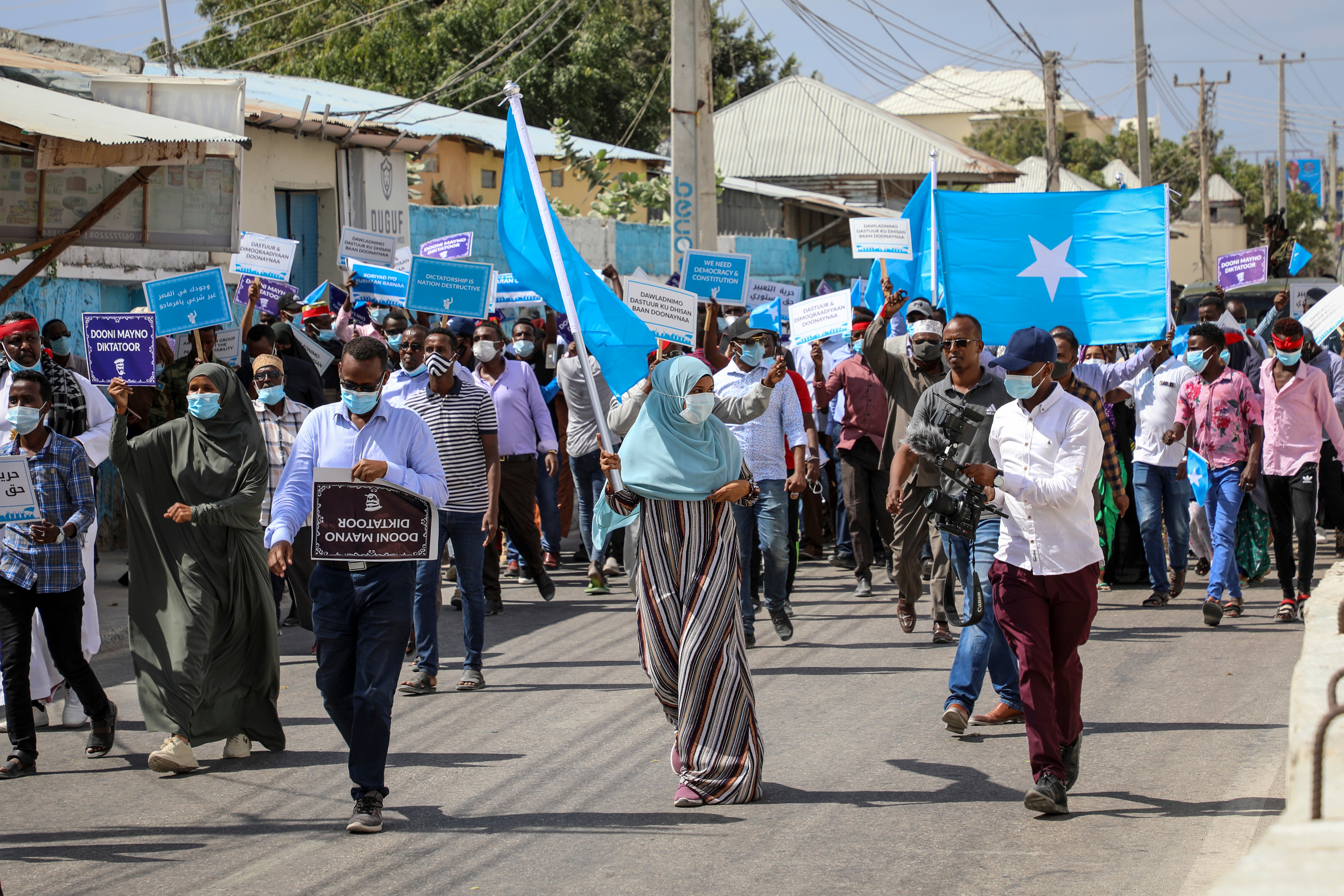 Somalidə hökumət qüvvələri ilə müxalifət arasında atışma olub