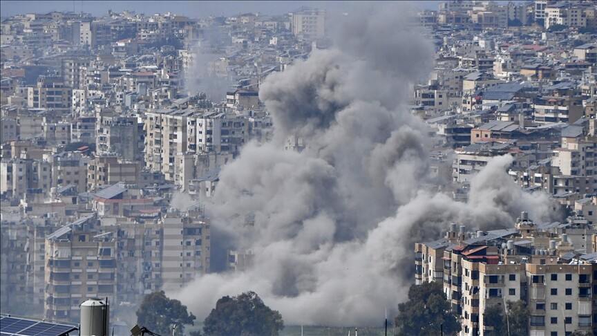 Israel kills 4 in a dozen attacks on southern Lebanon