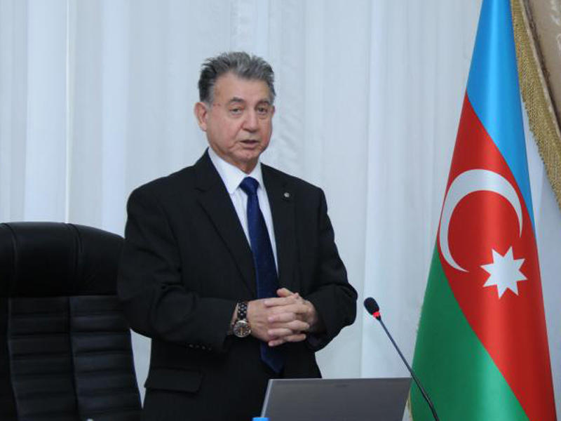 Akademik Akif Əlizadə direktor vəzifəsindən çıxarılıb