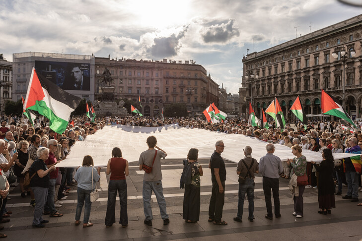 Thousands gather in Italy to commemorate Palestinian children killed in Gaza