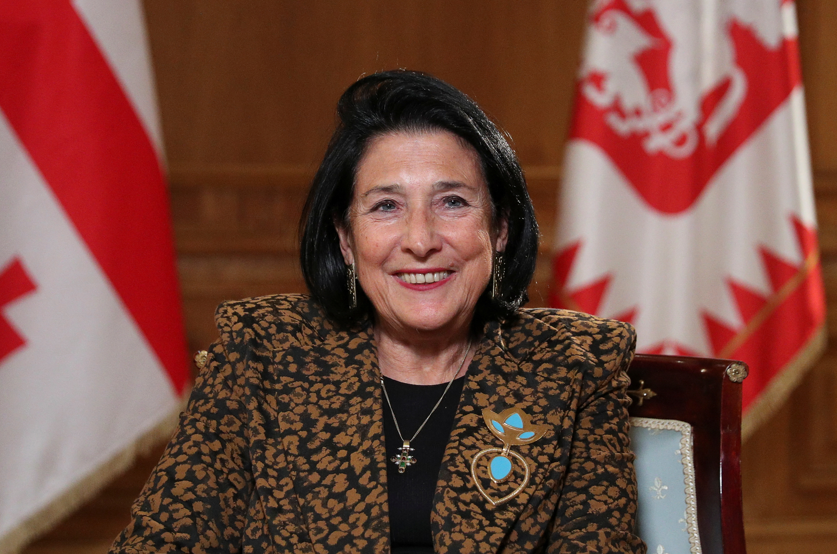 Zurabişvilidən Ermənistana seçki mesajı: “Biz səninləyik!”