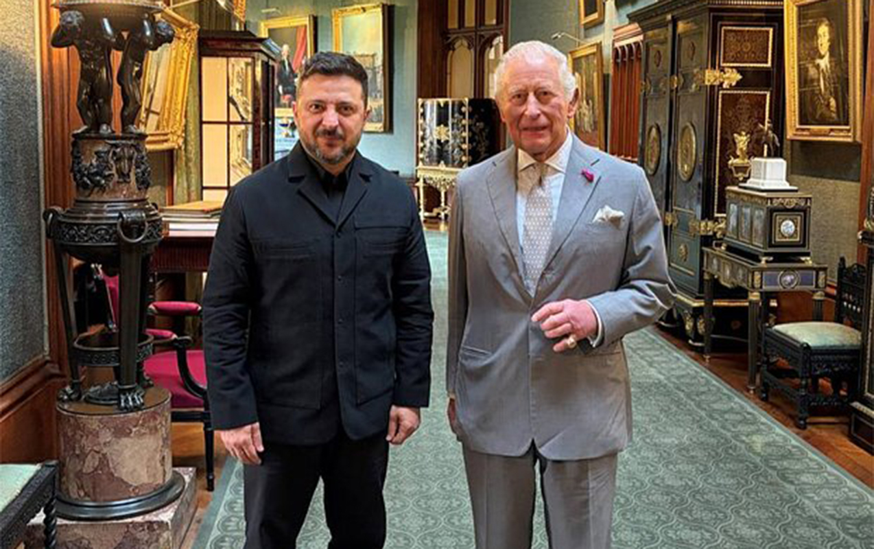Zelenski Londonda kral III Çarlzla görüşdü