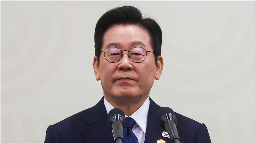 South Korean president flies to Europe for 10-day official trip, G7 summit