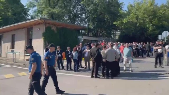 CHP-də qarşıdurma qızışdı: Türkiyə parlamenti bağlandı