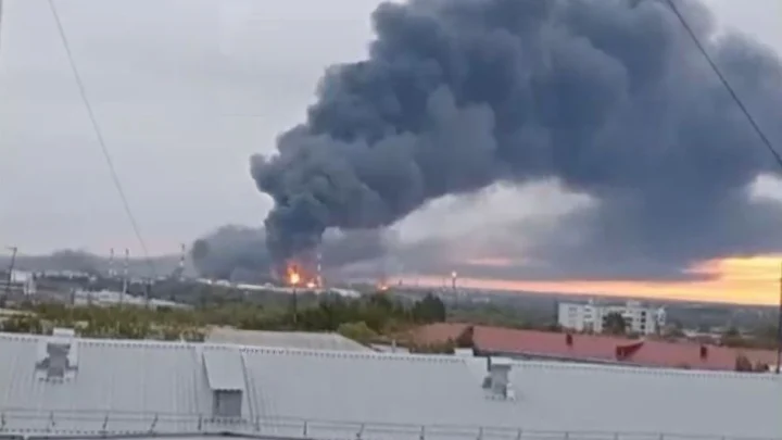 Беспилотники атаковали Куйбышевский НПЗ в Самаре