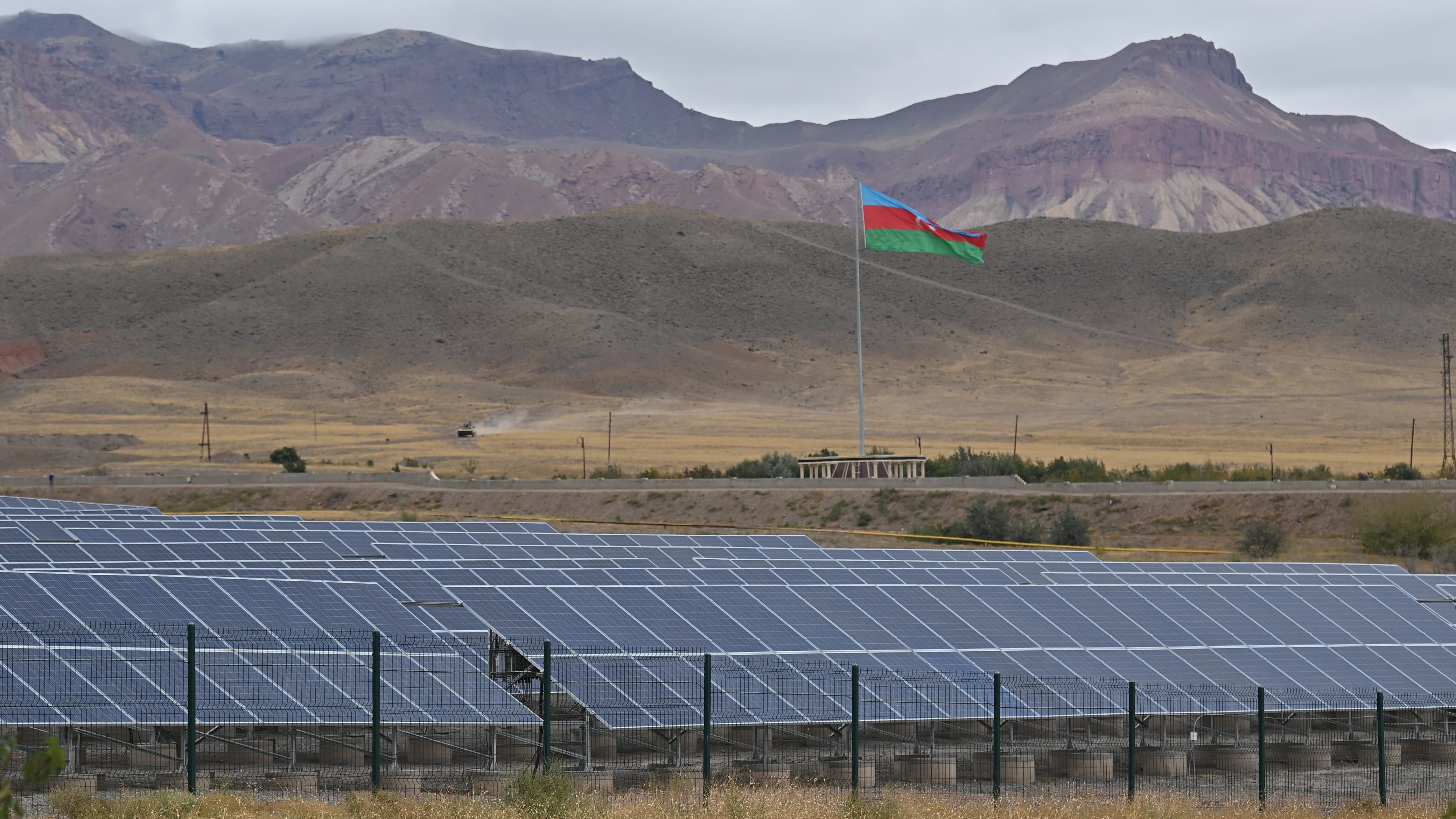 Azərbaycanın Günəş enerjisi potensialı: Beynəlxalq investorların böyük etimadı və iqtisadi dividendlər – ARAŞDIRMA