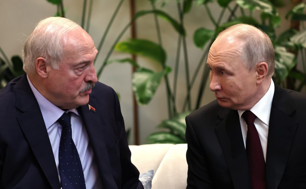 Лукашенко: Россия - гарант справедливого мироустройства