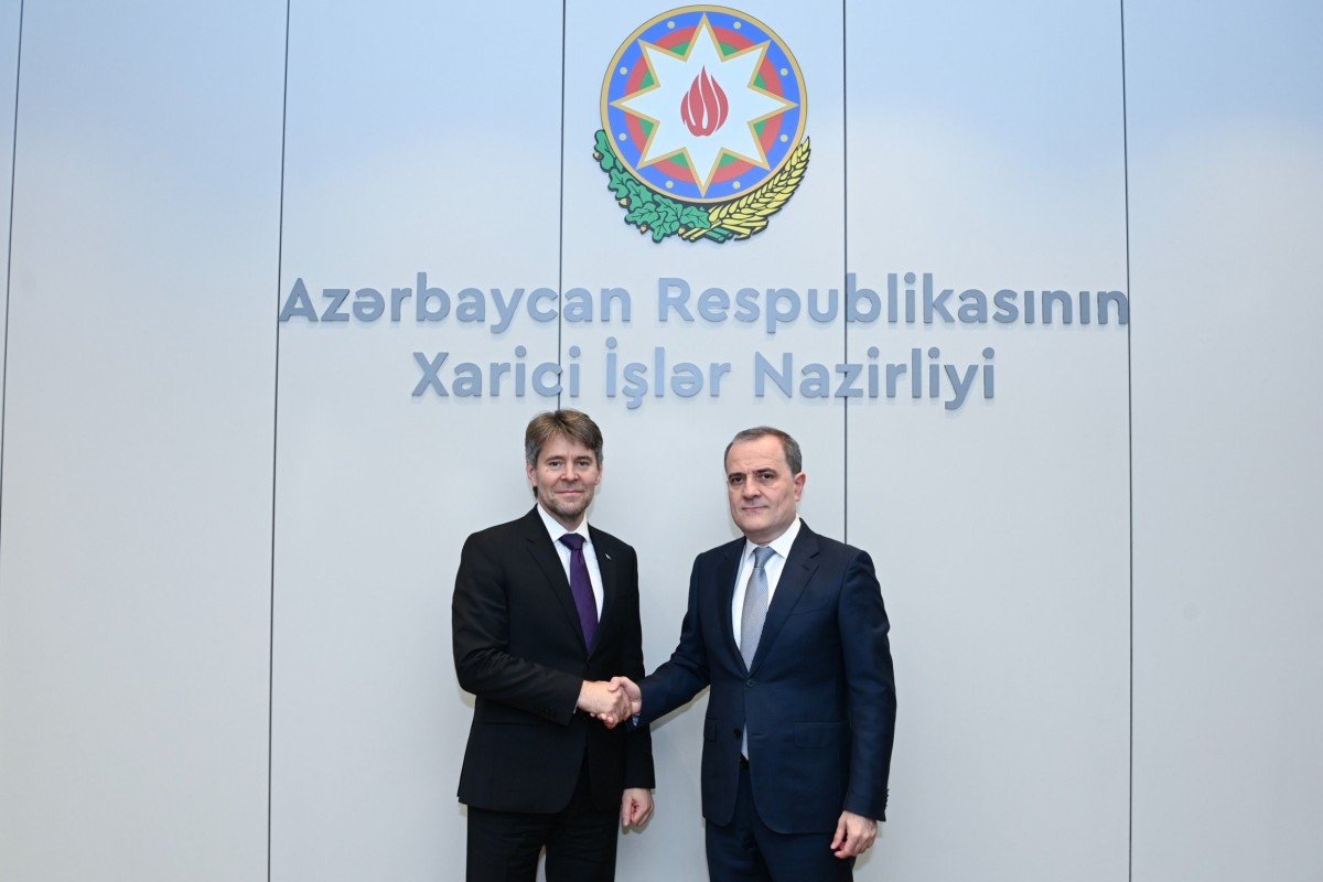 Ceyhun Bayramov Slovakiyanın XİN rəsmisi ilə görüşdü