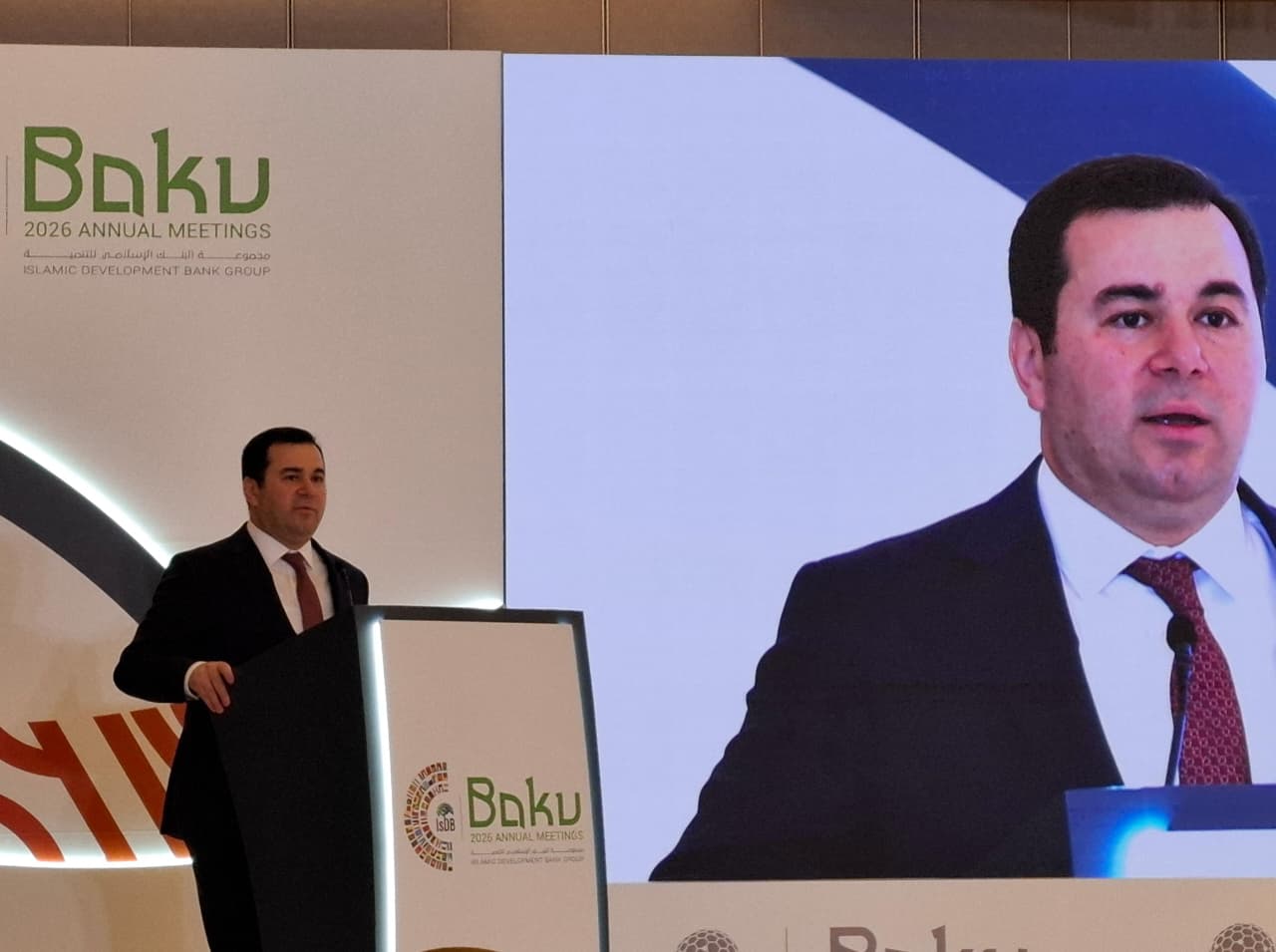 Fərhad Hacıyev: "Azərbaycan gənclər üçün imkanlar ölkəsidir"