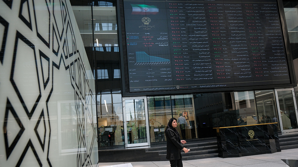 Tehran Stock Exchange hits new record high