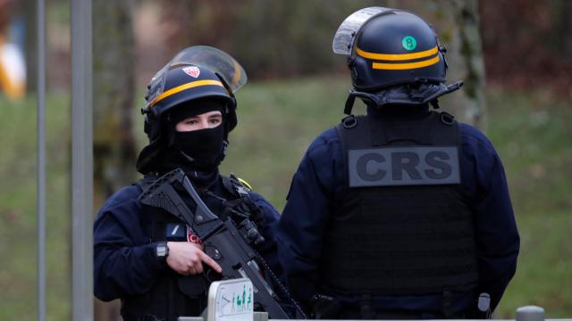 Fransa polisi 8 ildir qanunsuz olaraq üz tanıma proqramından istifadə edir