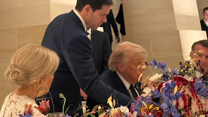 Trump Defends Iran Deal Terms, Calls Critics 'Jealous, Bad People or Stupid'