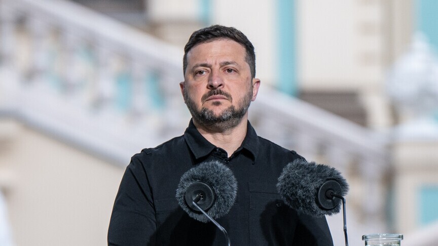 Zelenskyy warns Belarus to remove equipment allegedly aiding Russian drone attacks