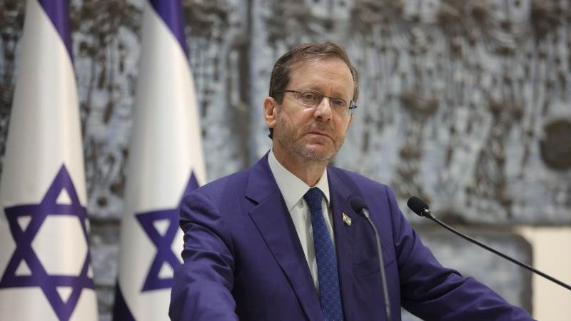 Herzog: Israel must keep very strong force in Gaza