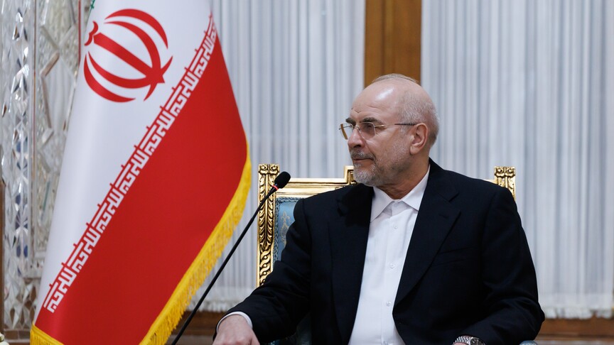 Iran's team, led by speaker, foreign minister, off to Switzerland on Saturday evening for talks with US
