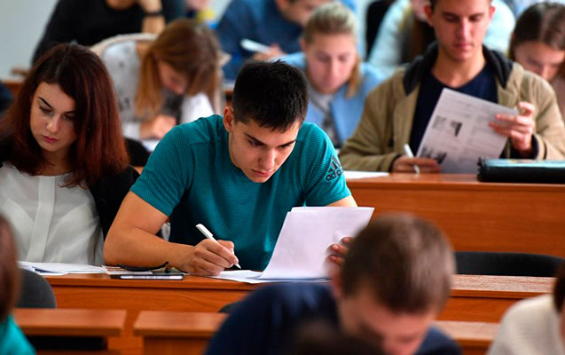 Azərbaycanda 12 mindən çox tələbə universitetdən xaric edilib