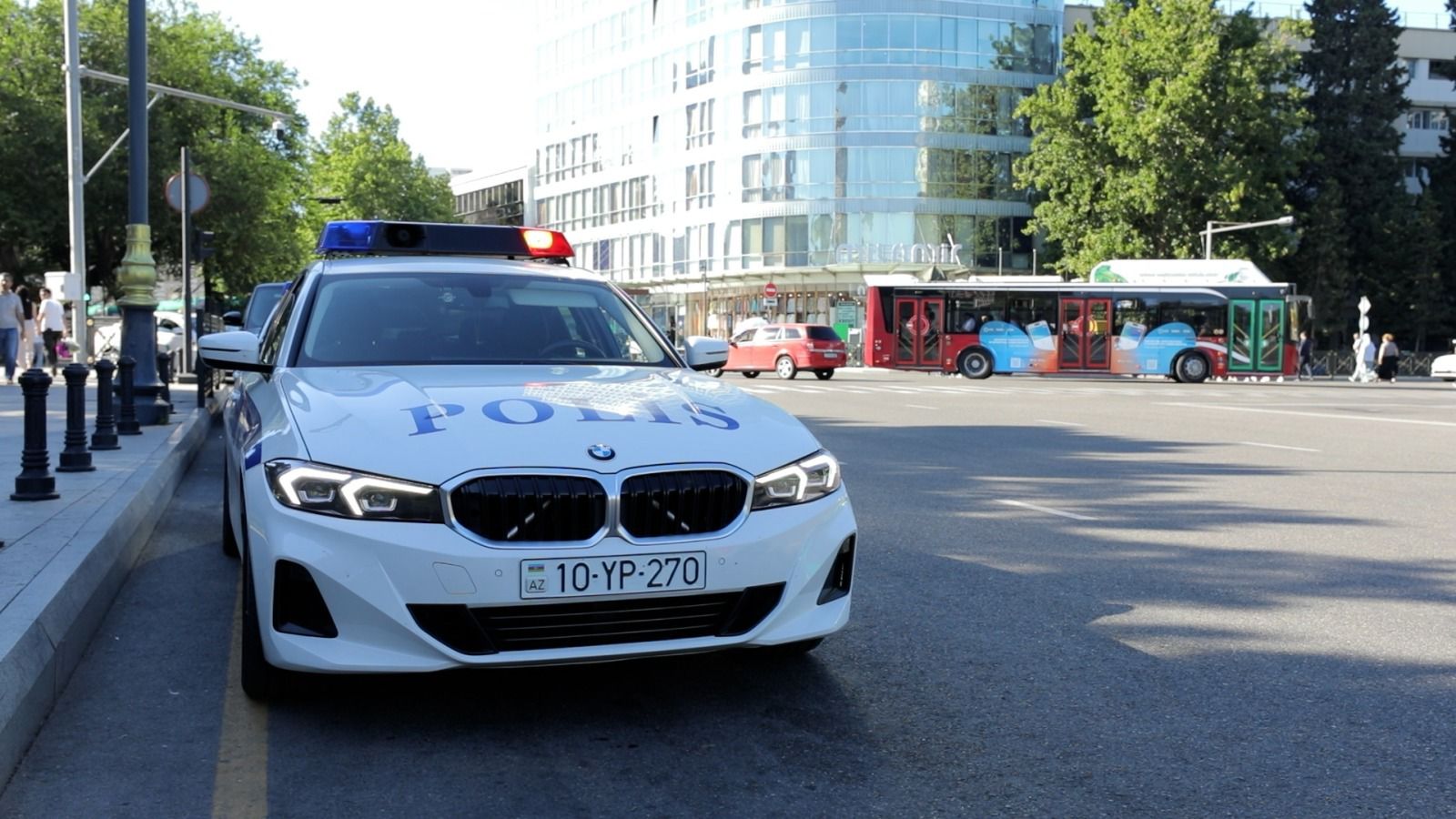 Nəsimidə piyada təhlükəsizliyi ilə bağlı reyd keçirilib - FOTOLAR