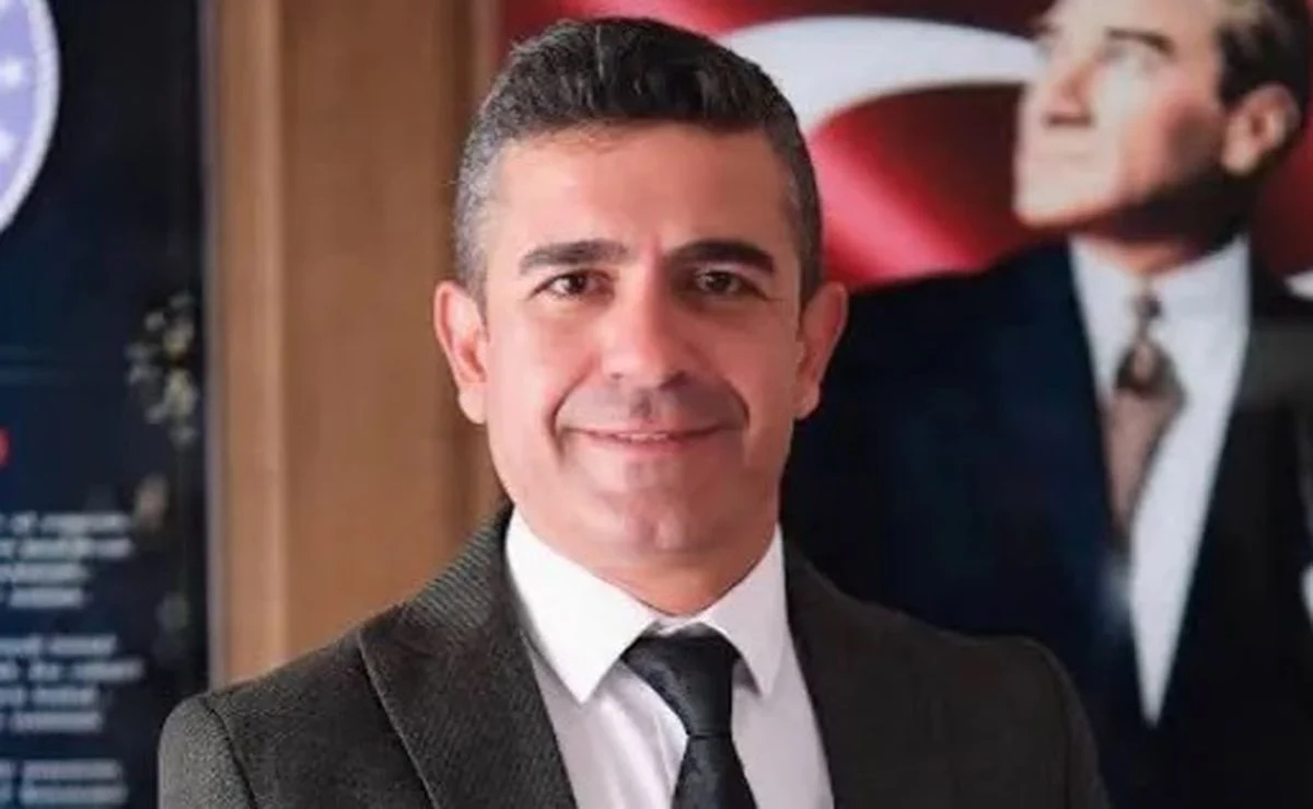 CHP-dən ayrılan bələdiyyə başçısı AK Partiyaya keçdi