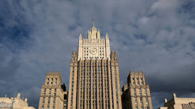 Армения затягивает и замораживает инициативы с участием Москвы - <span class="text-danger">МИД РФ</span>