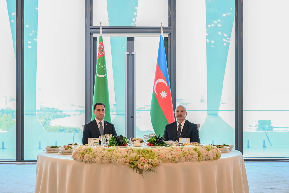 Türkmənistan Prezidentinin şərəfinə dövlət ziyafəti verilib