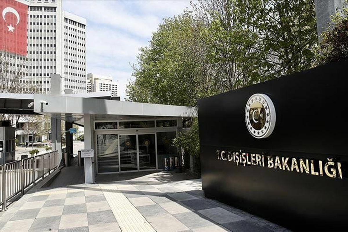 Türkiyəyə məxsus gəmi hücuma məruz qalıb - YARALILAR VAR