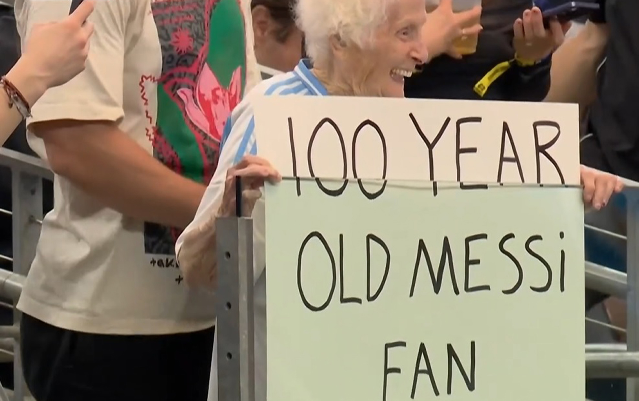Bütün DÇ-ləri görüb - 100 YAŞLI MESSİ FANATI