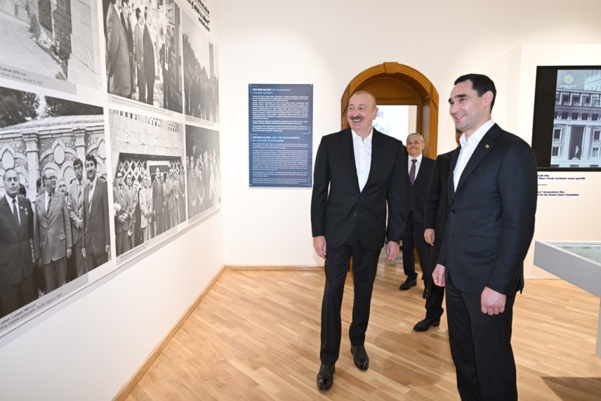 Prezidentlər Şuşada “Heydər Əliyev və Qarabağ” sərgisi ilə tanış oldular <span class="text-danger">-  FOTOLAR</span>