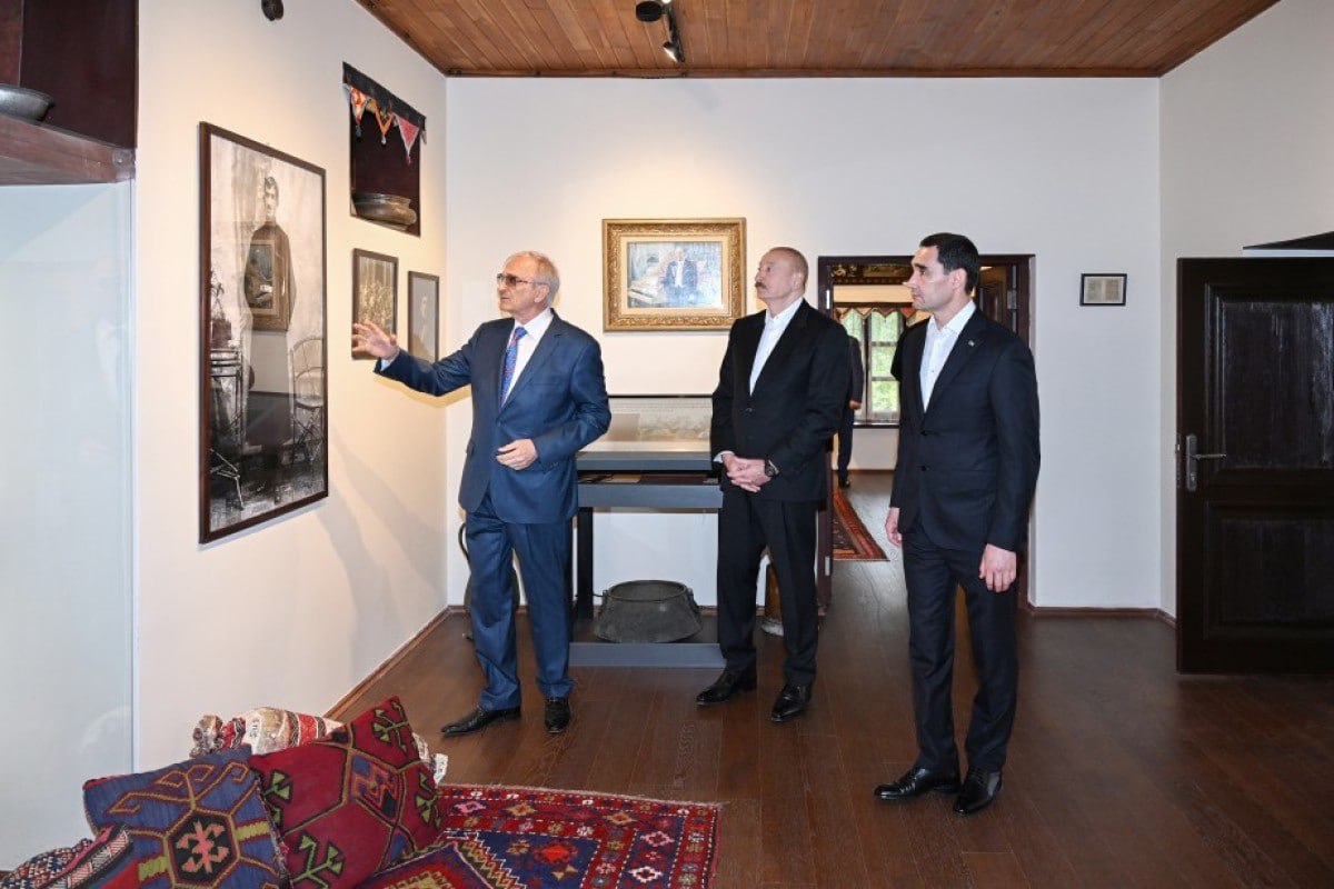 Prezidentlər Şuşada Bülbülün irsi ilə tanış olublar