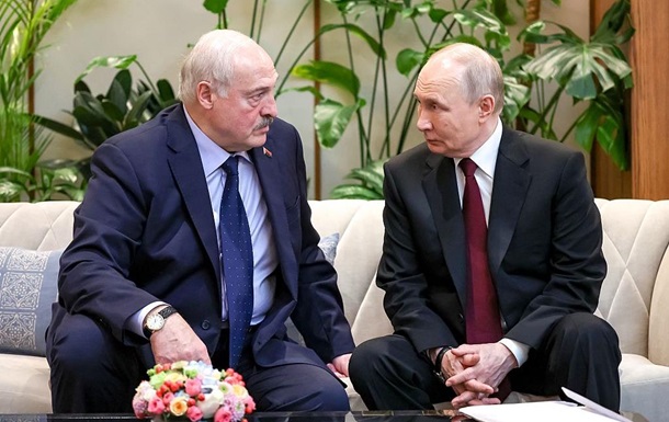 Путин начал шантажировать Лукашенко