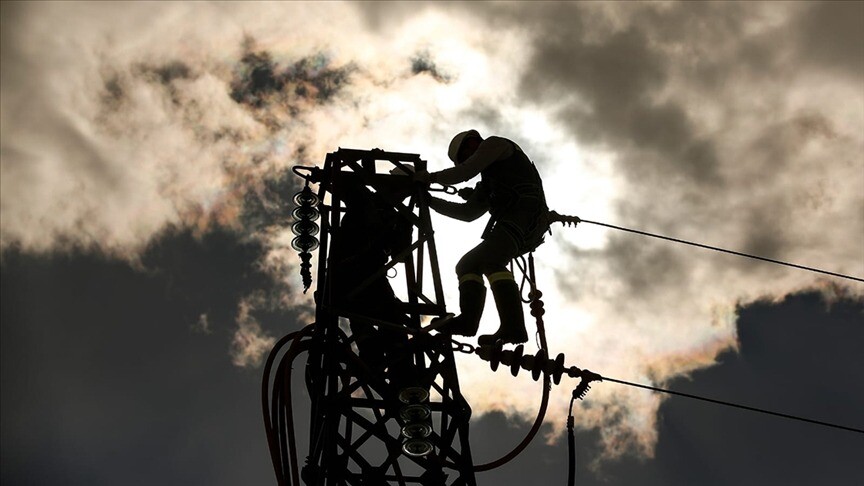 China's installed power generation capacity becomes world's highest at 4 billion kW